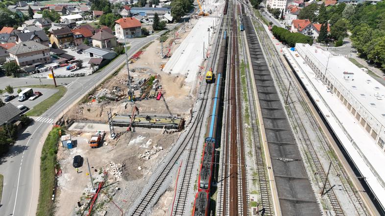 železniška postaja Jesenice