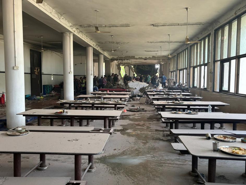 jedilnica hostla strmoglavljenje letala