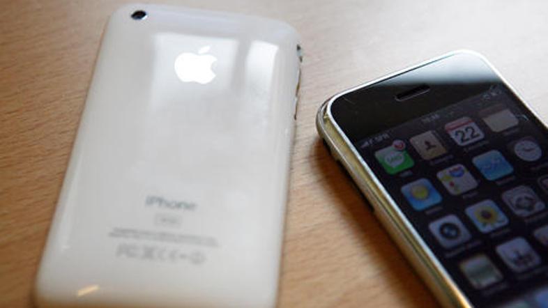 Apple je do zdaj prodal že več kot 26 milijonov iPhonov.