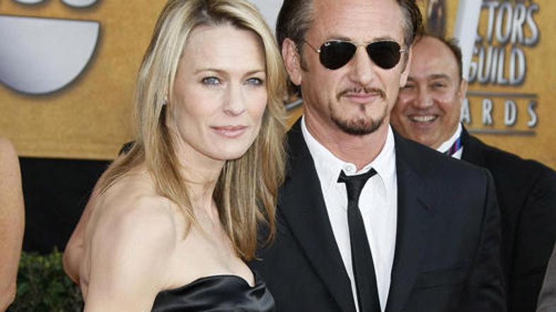 Očitno je Sean našel nov razlog, zakaj ostati z ženo Robin.