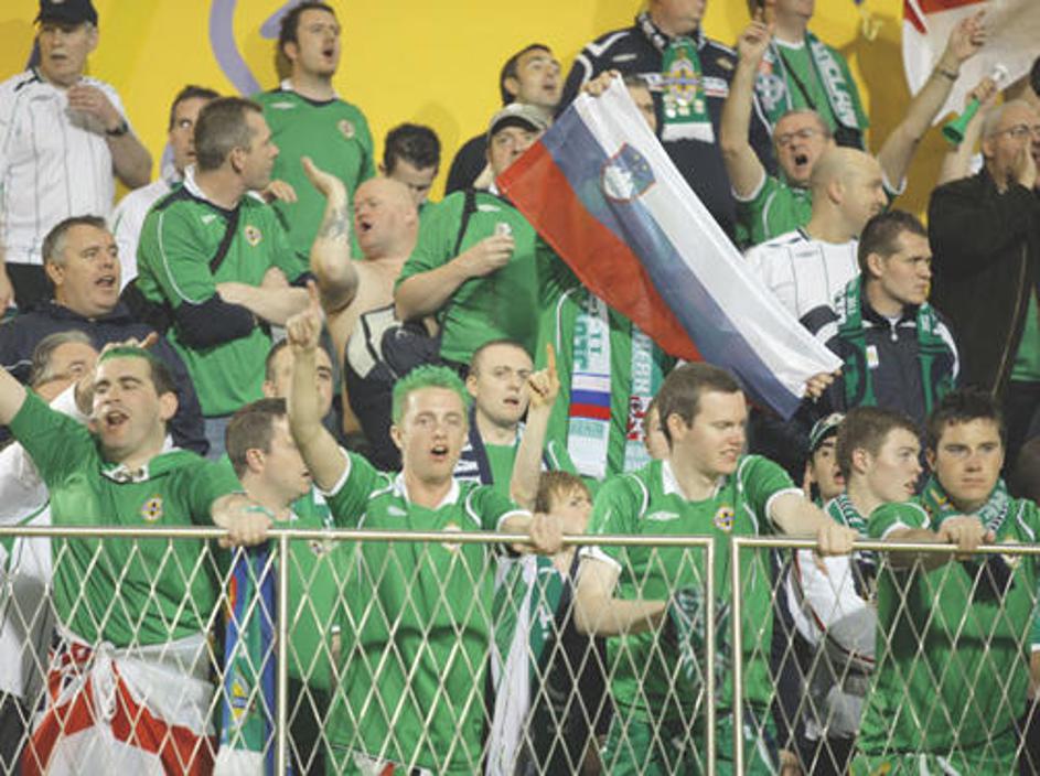 Severnoirski navijači največ upov polagajo na Warrena Feeneyja, ki je Sloveniji 