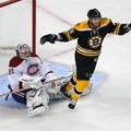 Carey Price je klonil v šesti minuti podaljška in Bruins so se uvrstili naprej. 