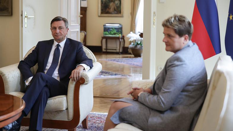 posvetovanje predsednika z vodjo poslanske skupine