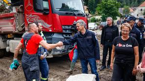 obisk Ursule von der Leyen in Roberta Goloba v Črni na Koroškem