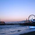 Los Angeles niso le kalifornijsko sonce, peščene plaže, drage nakupovalne ulice 