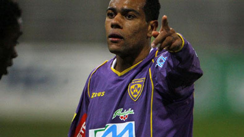 tavares_kaze_main_katic