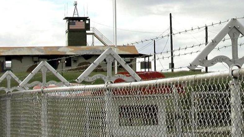 Guantanamo zaporniki zapor ograja AFP