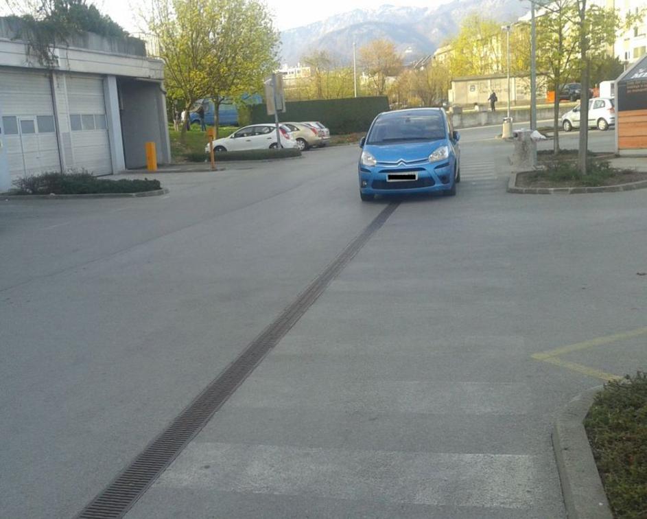 Nepravilno parkiranje