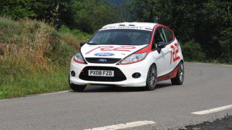 Na logaškem Blagomix Racing Parku so z mešanico asfaltno-makadamske podlage fies