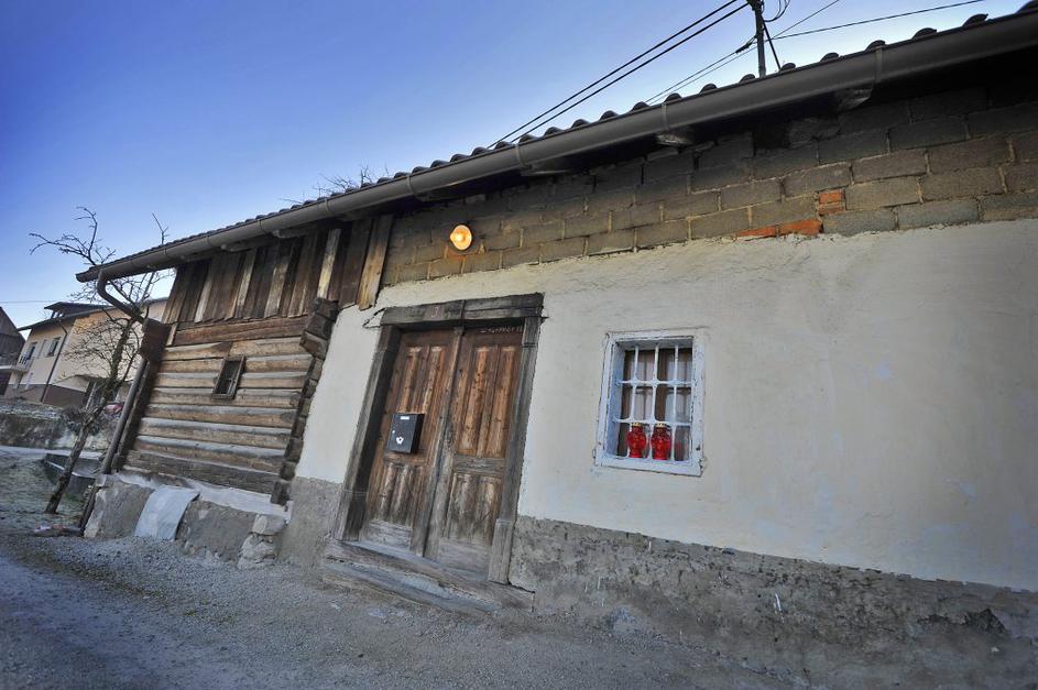 Hiša, v kateri je izbruhnil požar 