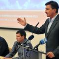 Več slik z današnje konference si lahko ogledate v galeriji. (Foto: Dejan Mijovi