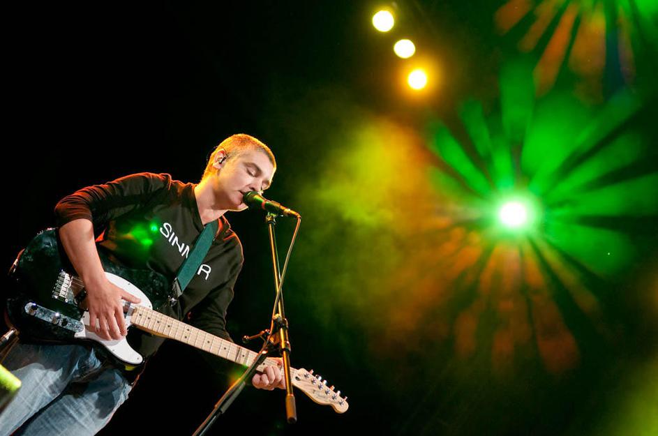 Po prepoznavnosti je izstopal komad Nothing Compares 2 U, ki si je prislužil naj