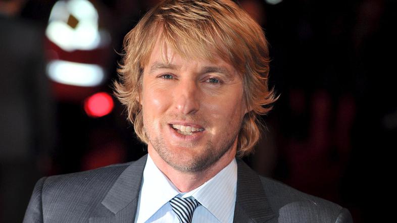 Owen se je na vlogo očeta skrbno pripravljal. (Foto: EPA)