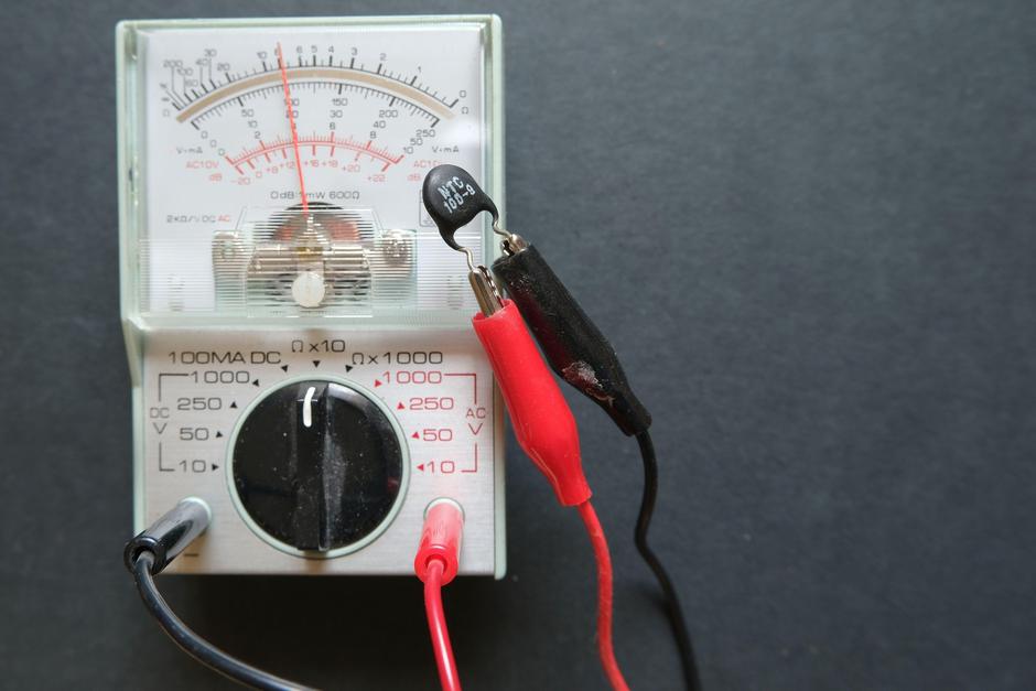 termistor, transistor za merjenje temperature | Avtor: Profimedia