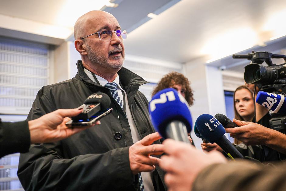 Joško Kadivnik, direktor Sove, Svet za nacionalno varnost, ki ga je zaradi prisluhov sklical predsednik vlade Robert Golob | Avtor: Daniel Novakovič/STA