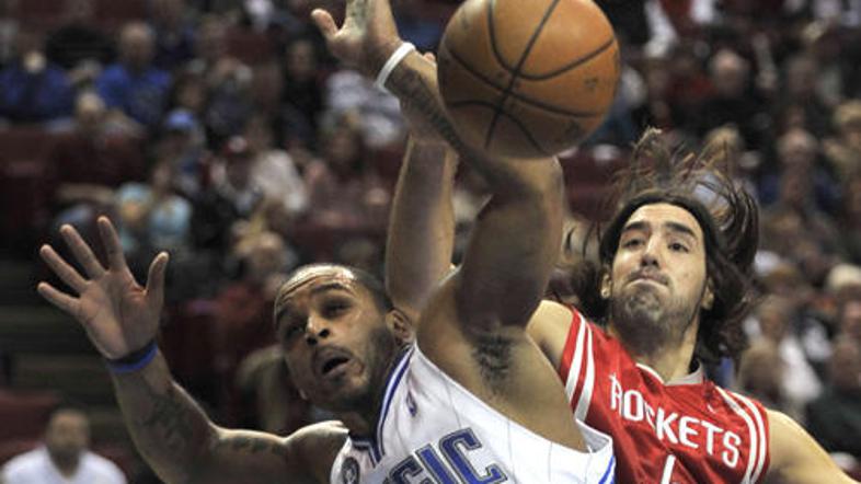 V derbiju sobotnega večera so Houston Rocketsi s 100:95 premagali orlando Magice