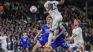 Luis Sinisterra Leeds United Leicester