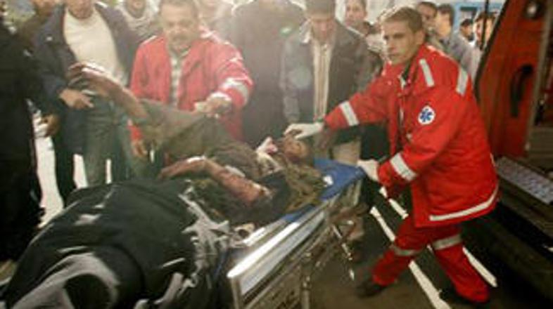 V napadu je bilo ranjenih vsaj 20 ljudi.