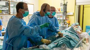 V UKC Ljubljana prvi posegi ablacije srčne mišice z elektroporacijo