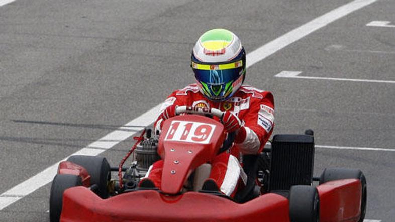Felipe Massa je po nesreči najprej sedel v kart.