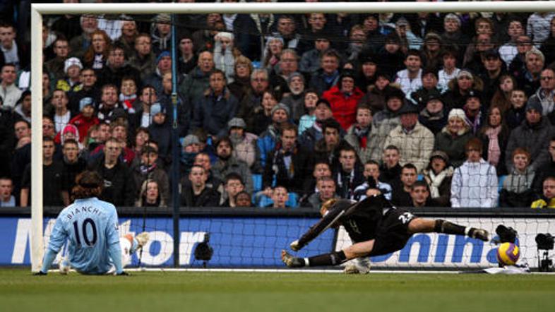 Jussi Jaaskelainen je letošnjo sezono končal s poškodbo hrbta.