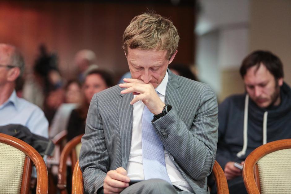 bela knjiga | Avtor: Saša Despot