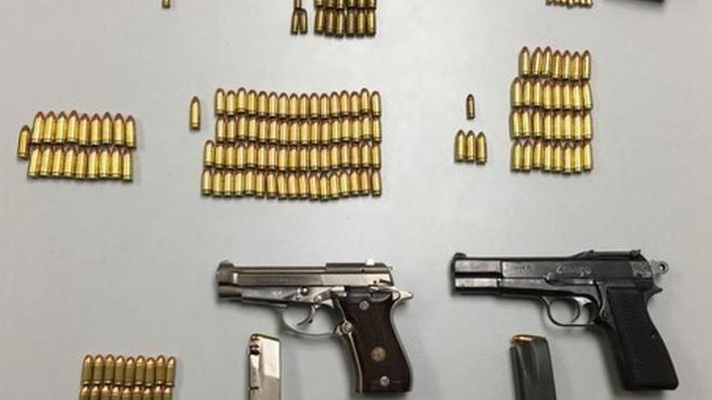 Pištoli in naboji