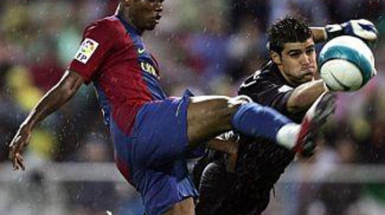 Afričani ne bodo več tujci v španski Premiera Division.