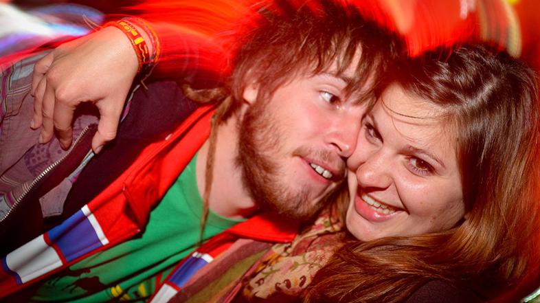 Kifl fešta obnorela Maribor z Nude