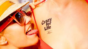 Absolventi vladali Zakintosu