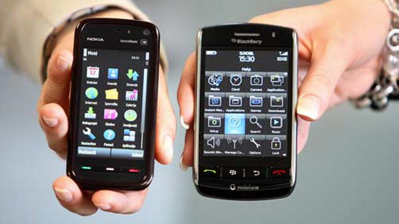 Testirali smo blackberryja storm 9500 in nokio 5800 xpressmusic.