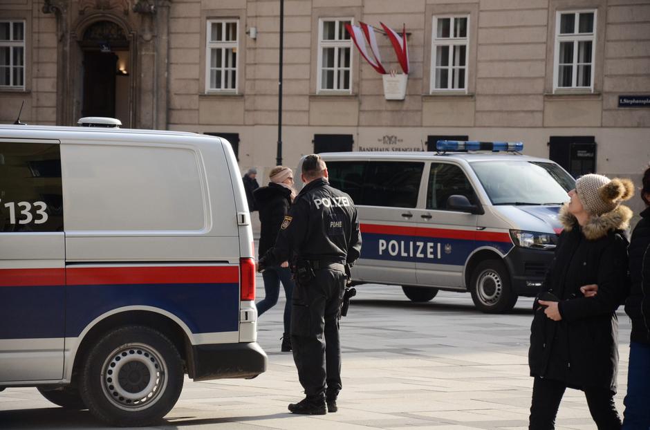 avstrijska policija | Avtor: Profimedia