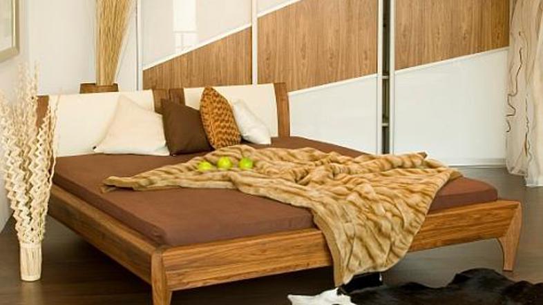 Jutranje pospravljanje spalnice namesto kave? Končali boste v treh minutah.