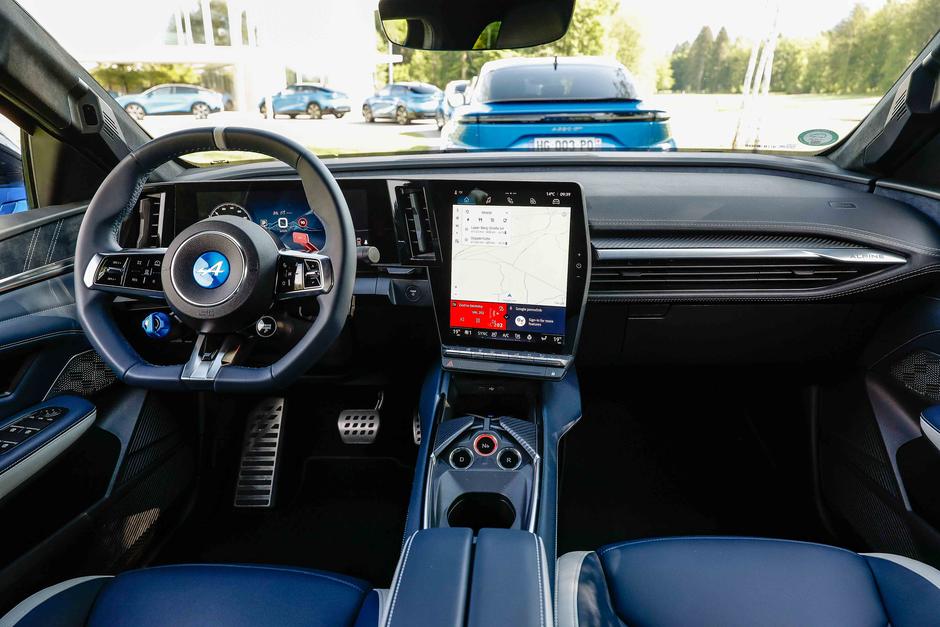 predstavitev alpine A390 GT | Avtor: Saša Despot