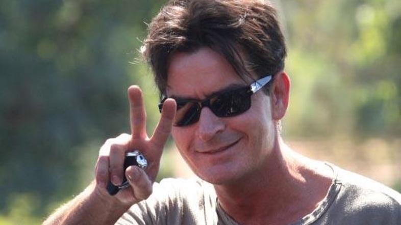 Charlie Sheen Flynet Pictures/JLP