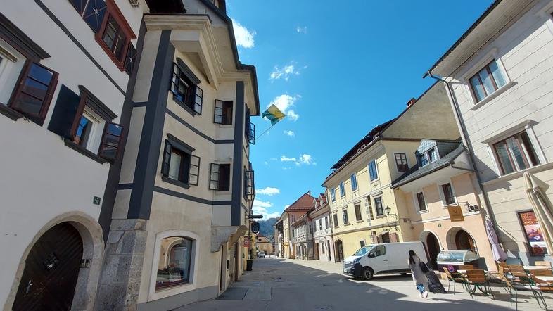 Škofja Loka, Mestni trg