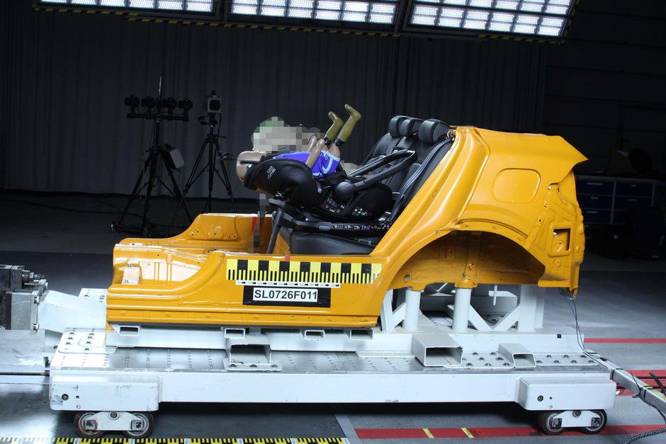 AMZS test otroških sedežev, oktober 2026 | Avtor: AMZS