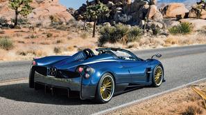 Pagani huayra roadster