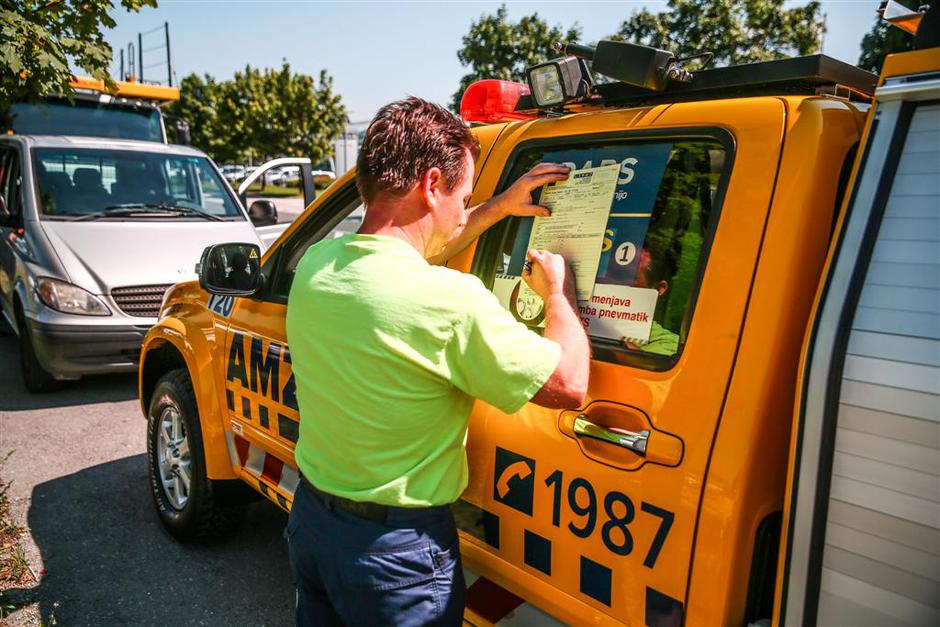 AMZS pomoč na cesti | Avtor: Saša Despot