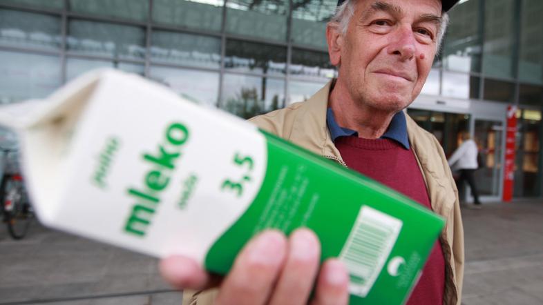 Mleko bo, kot kaže, spet dražje.