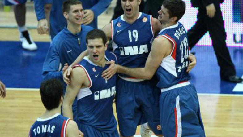 Veselje košarkarjev Cibone je bilo nepopisno. (Foto: S. Strukić/Pixsell)