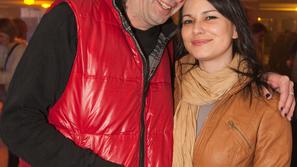 Današnji dan bo za Činča in Doris nepozaben. Napovedano slabo vreme poroke po nj