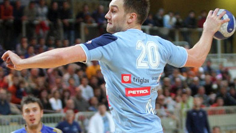 Slovenska reprezentanca je tekmo izgubila v zadnjih 15 minutah. FOTO: Boštjan Ta