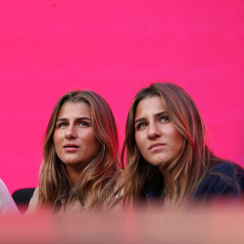 Cruz Hewitt, Myla Federer, Charlene Federer