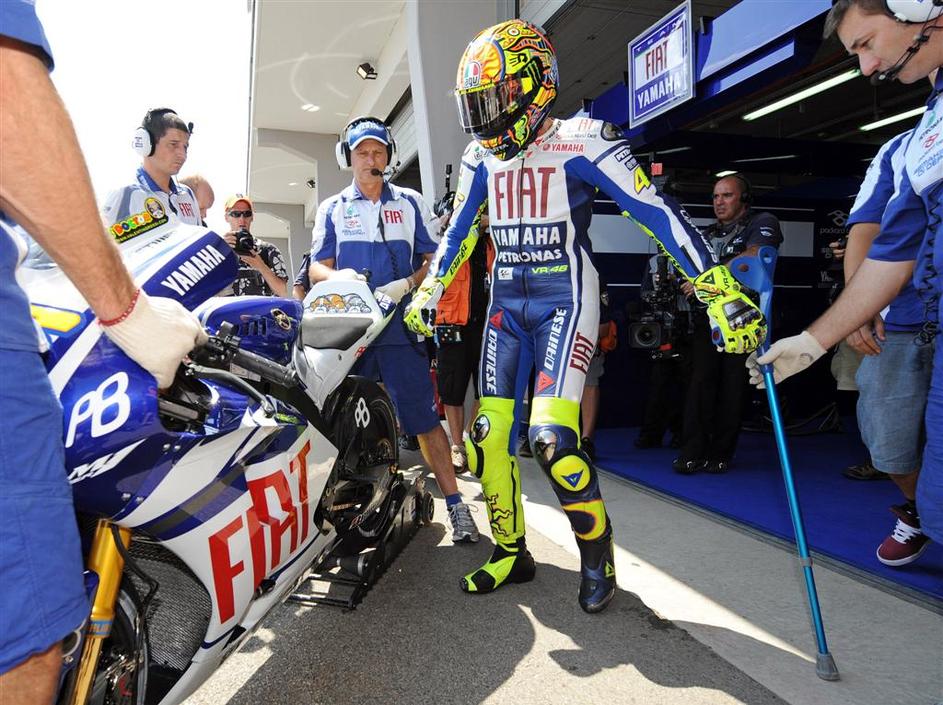 VN Nemčije trening 2010 Sachsenring Valentino Rossi po poškodbi Yamaha