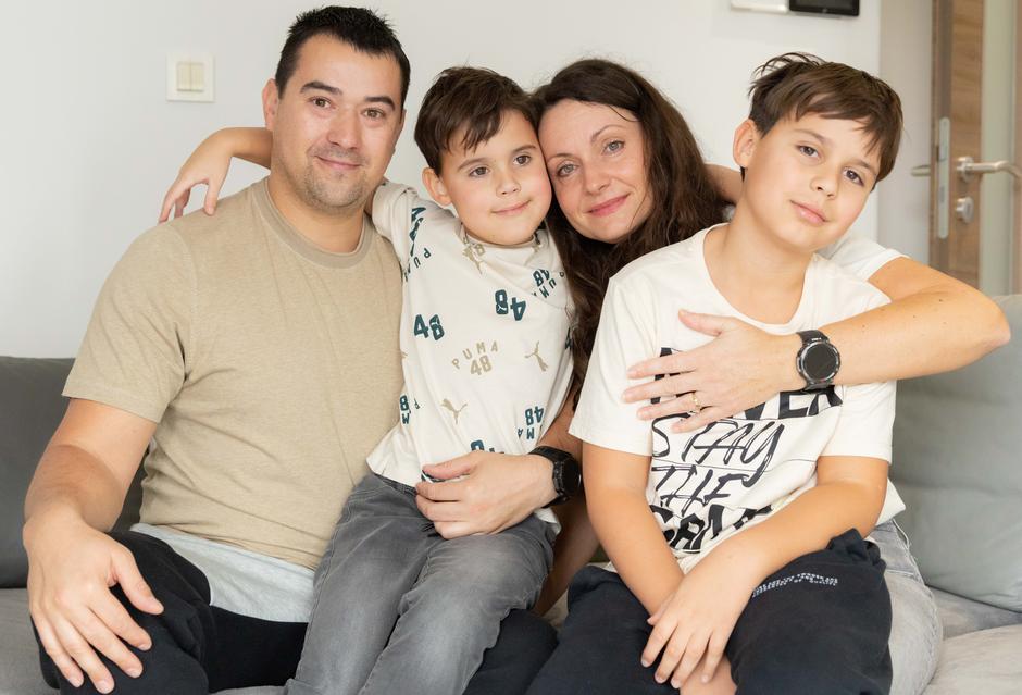 Teo z družino | Avtor: Viljem Julijan