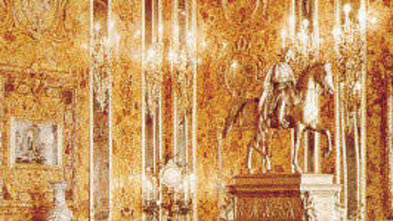 Star arhivski posnetek originalne jantarjeve sobe.