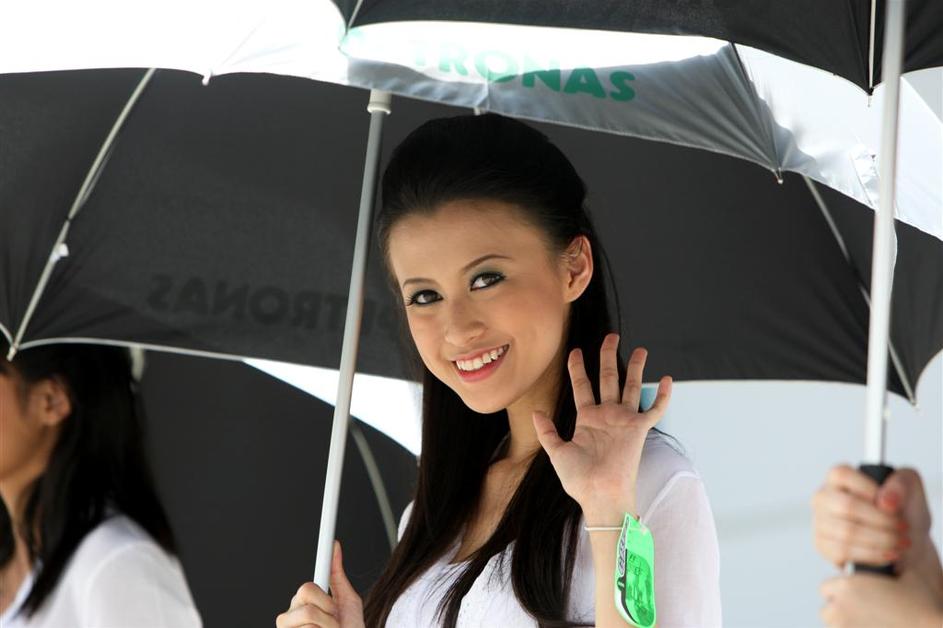 VN Malezije 2010 Sepang paddock girls dekleta