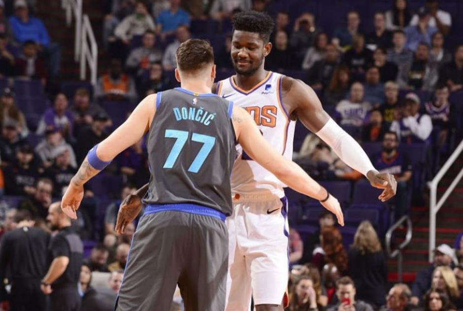 luka dončić deandre ayton | Avtor: Reševalni pas/Twitter