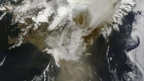 Od leta 1922 je Grimsvötn izbruhnil že 10-krat in od večkrat povzročil sive lase